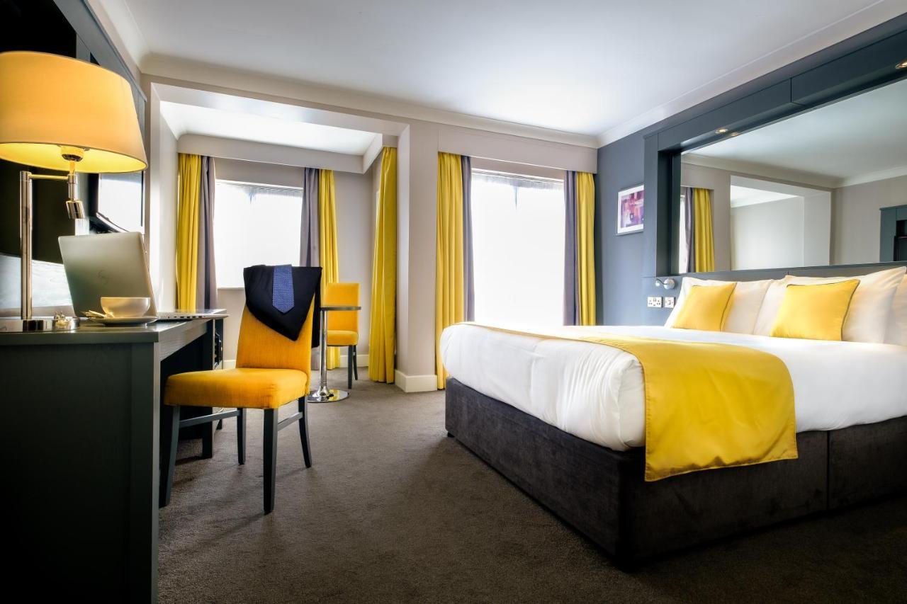 Claregalway Hotel 외부 사진