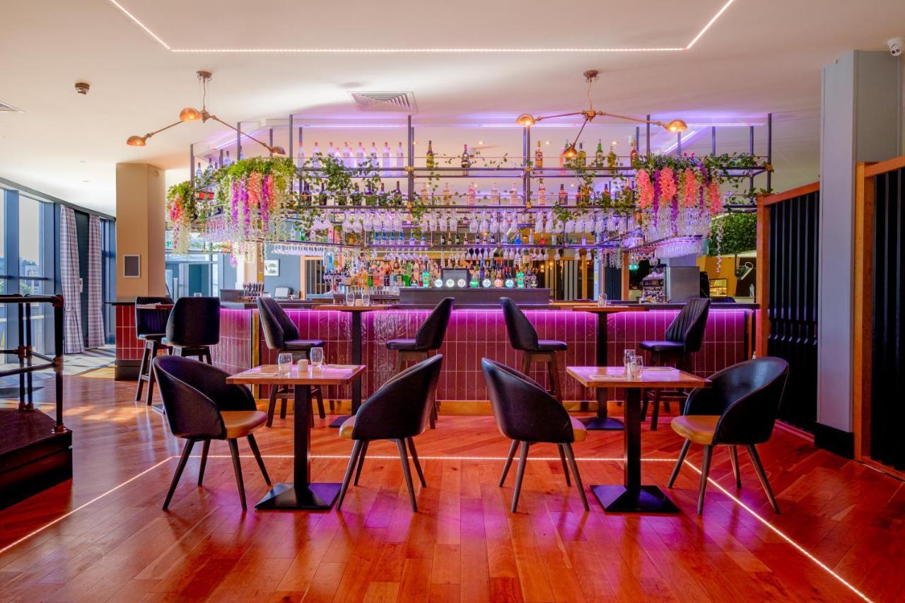 Claregalway Hotel 외부 사진