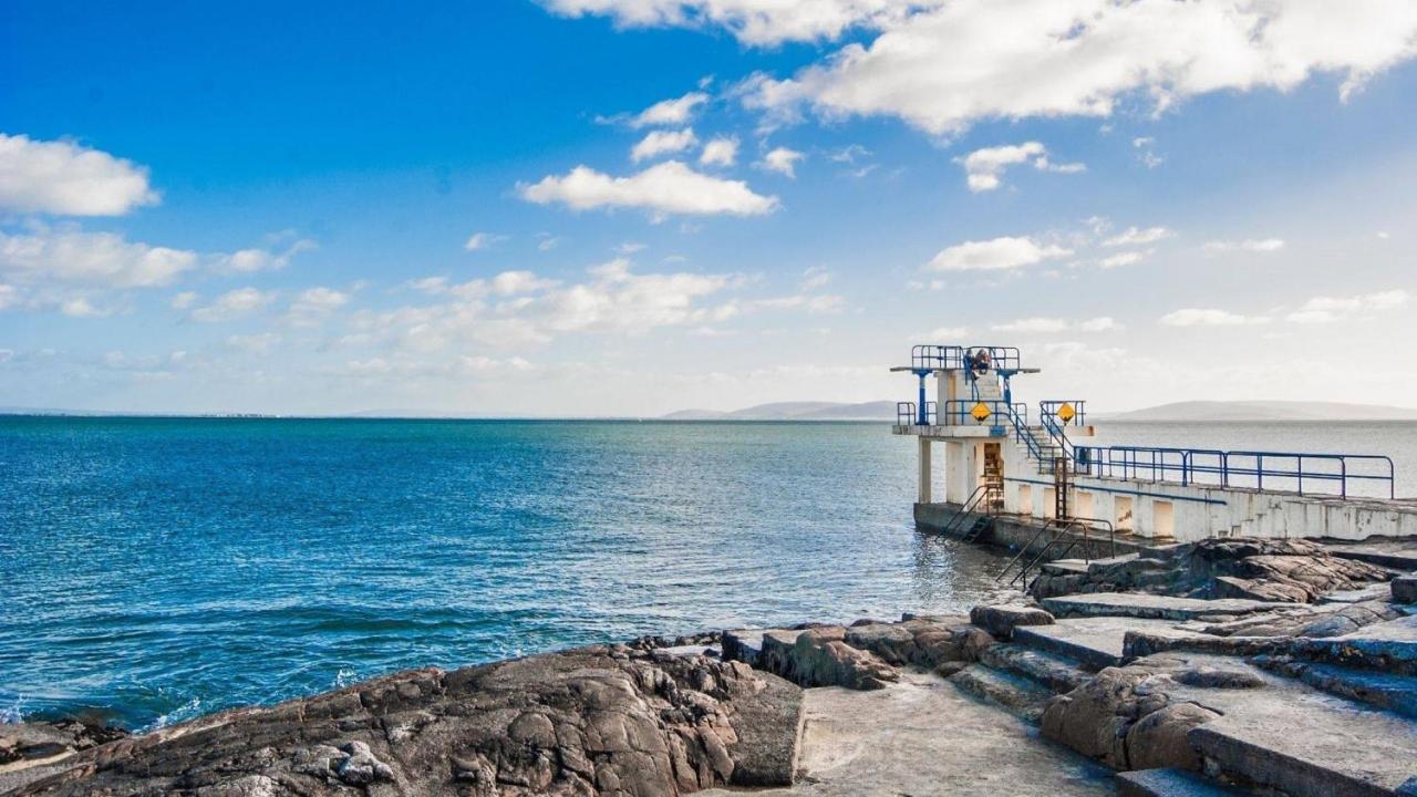Claregalway Hotel 외부 사진