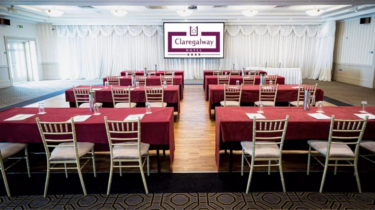 Claregalway Hotel 외부 사진