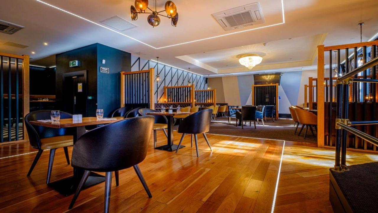 Claregalway Hotel 외부 사진