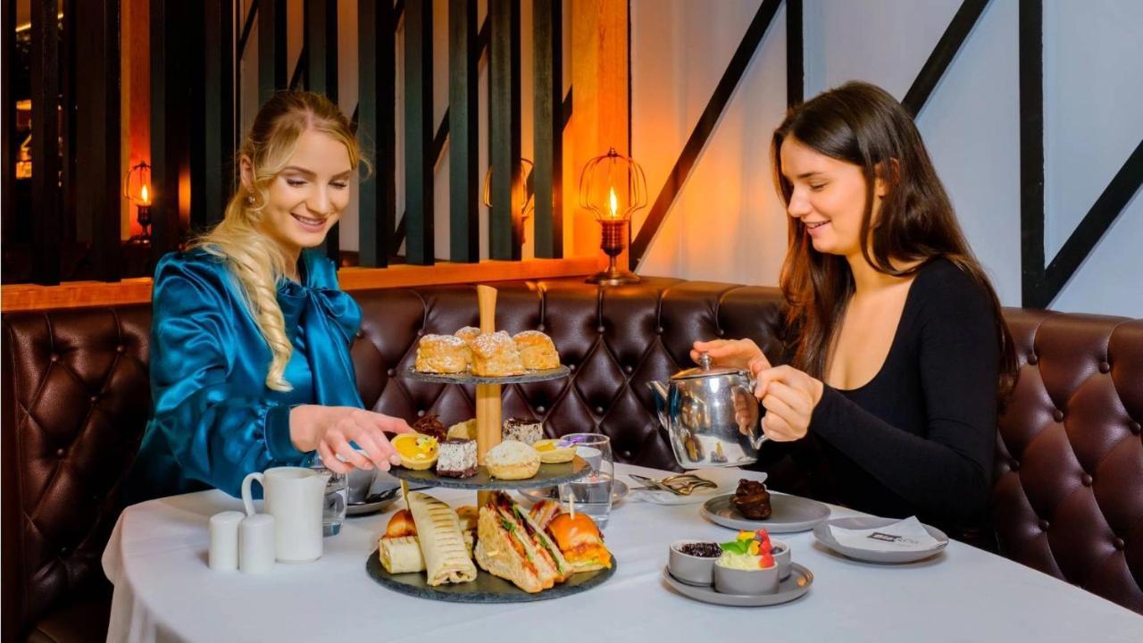 Claregalway Hotel 외부 사진