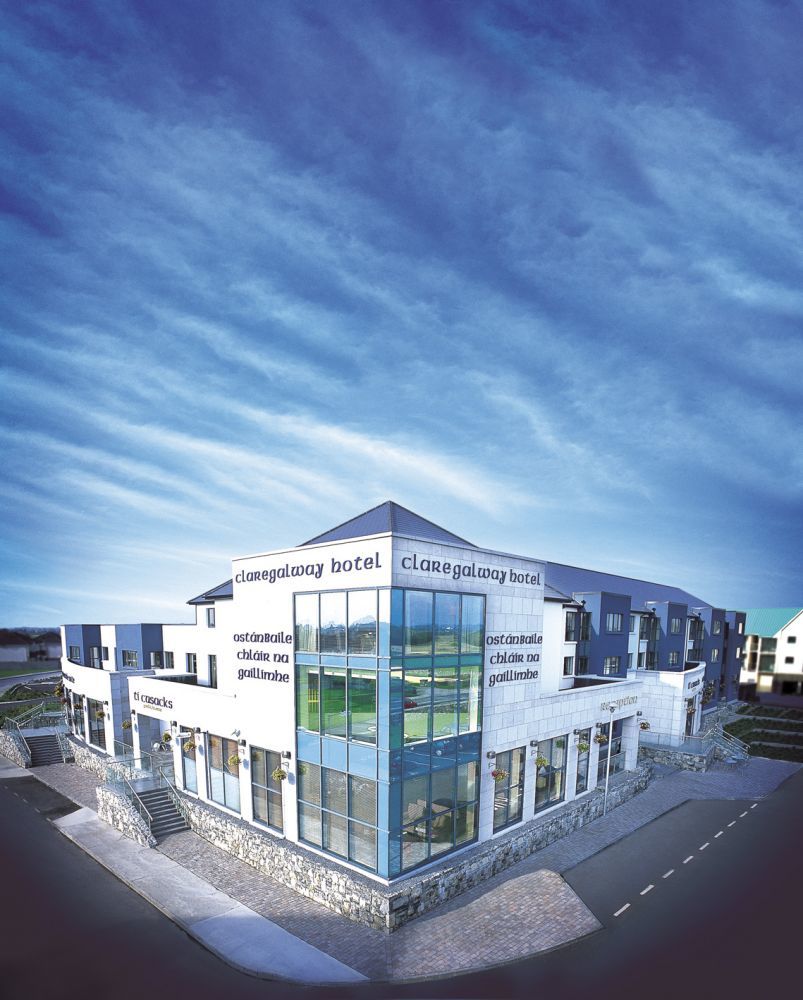 Claregalway Hotel 외부 사진